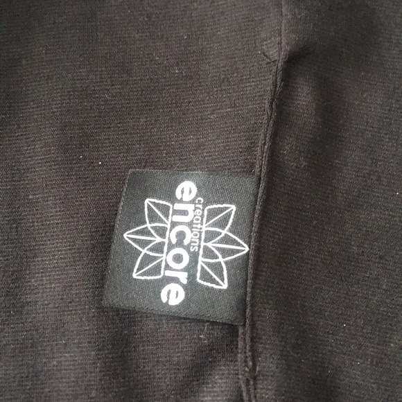 designer scarf/neck warmer. - Picture 6 of 10